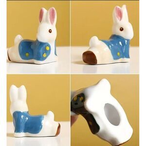Small White Porcelain Peter Bunny Rabbit Figurine  1.7x1.5 in‎ New Cute